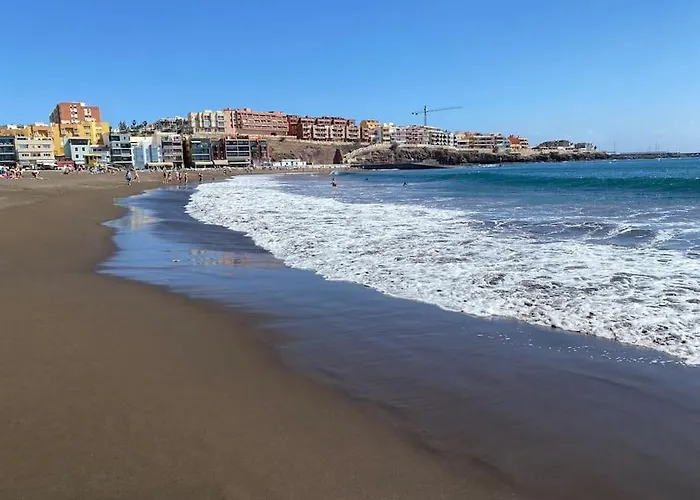 Beachfront Apartment Incl Highspeed Wifi